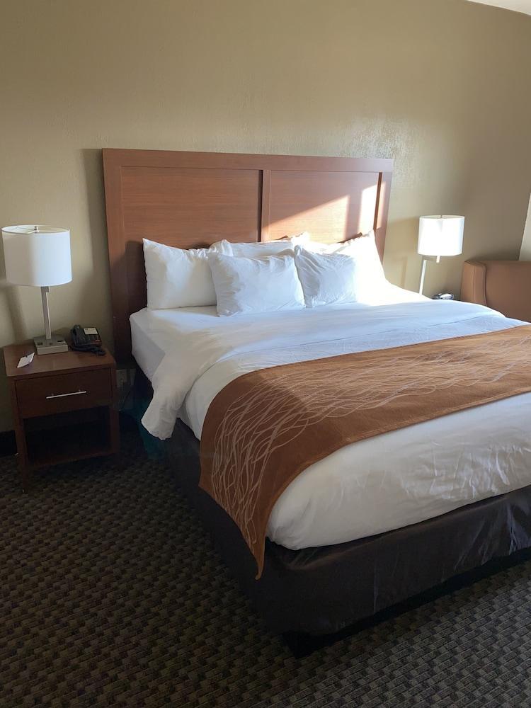 Comfort Inn Hobart-Merrillville I-65 Exteriör bild