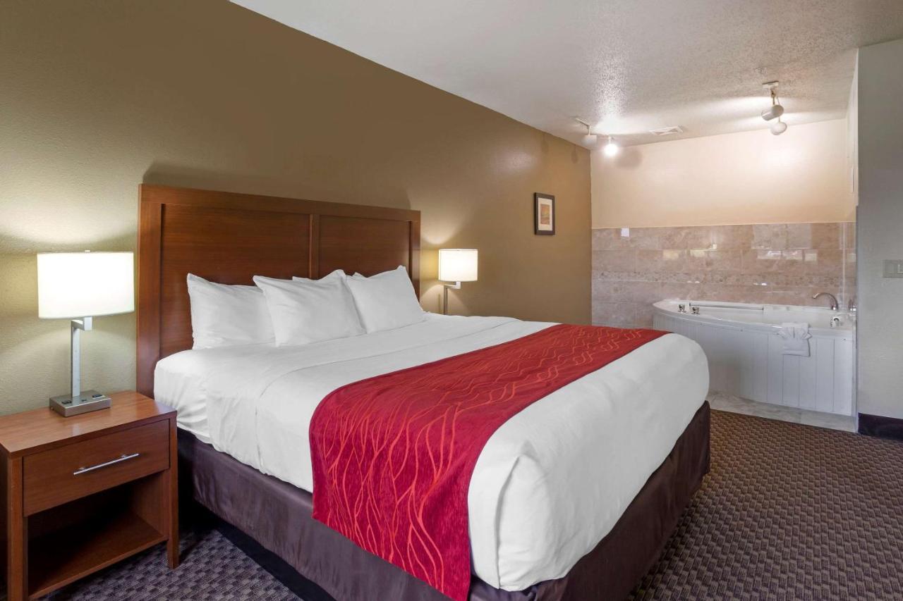Comfort Inn Hobart-Merrillville I-65 Exteriör bild