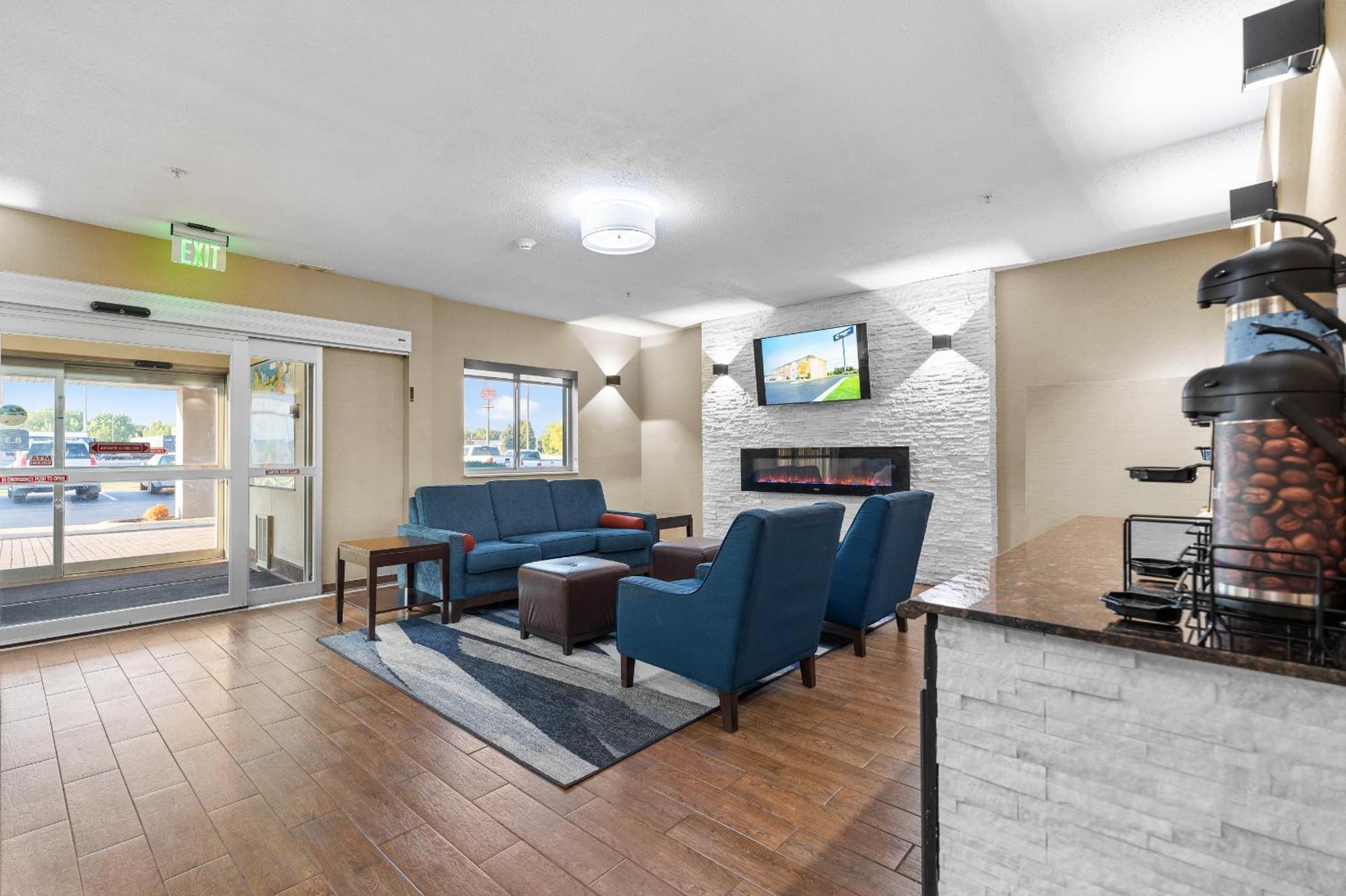 Comfort Inn Hobart-Merrillville I-65 Exteriör bild